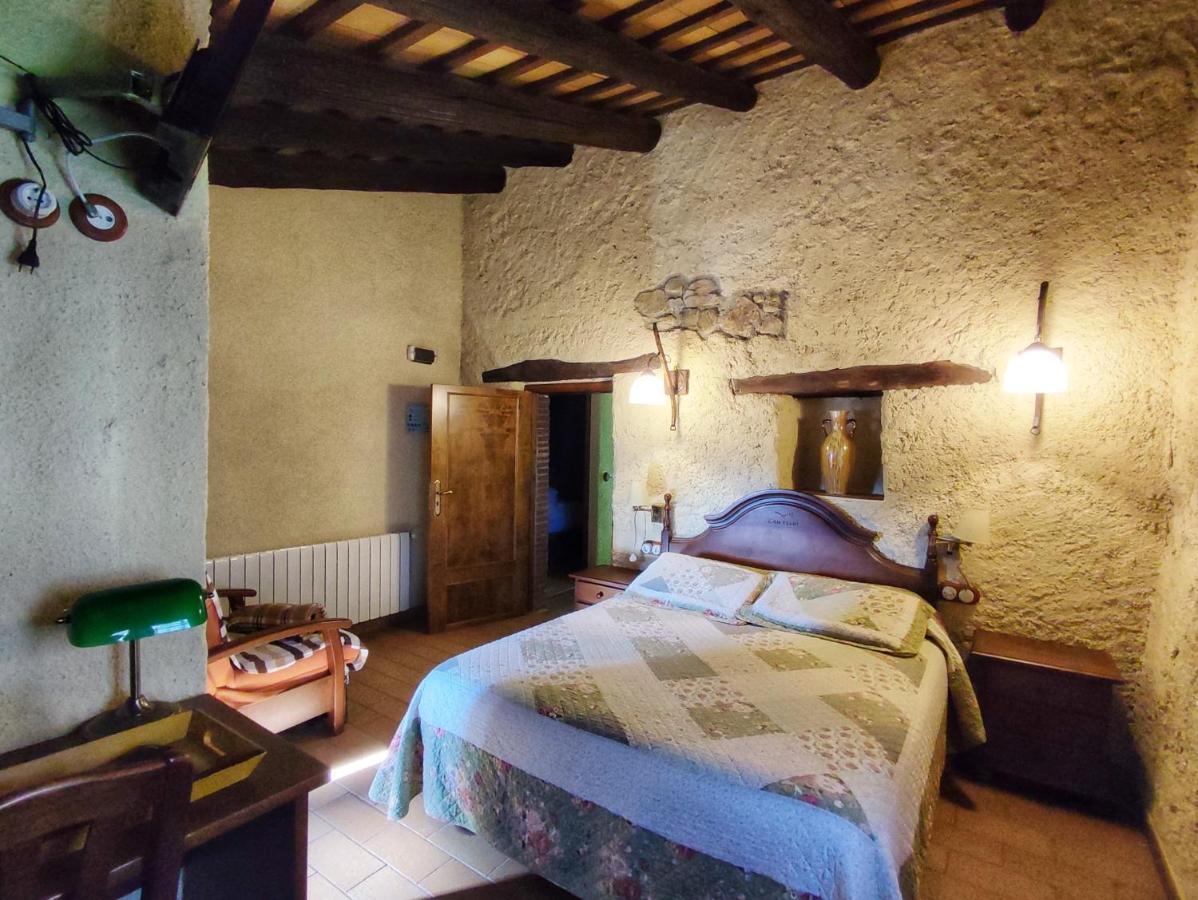 Masia Can Felip B&B Llinars del Vallès Kültér fotó