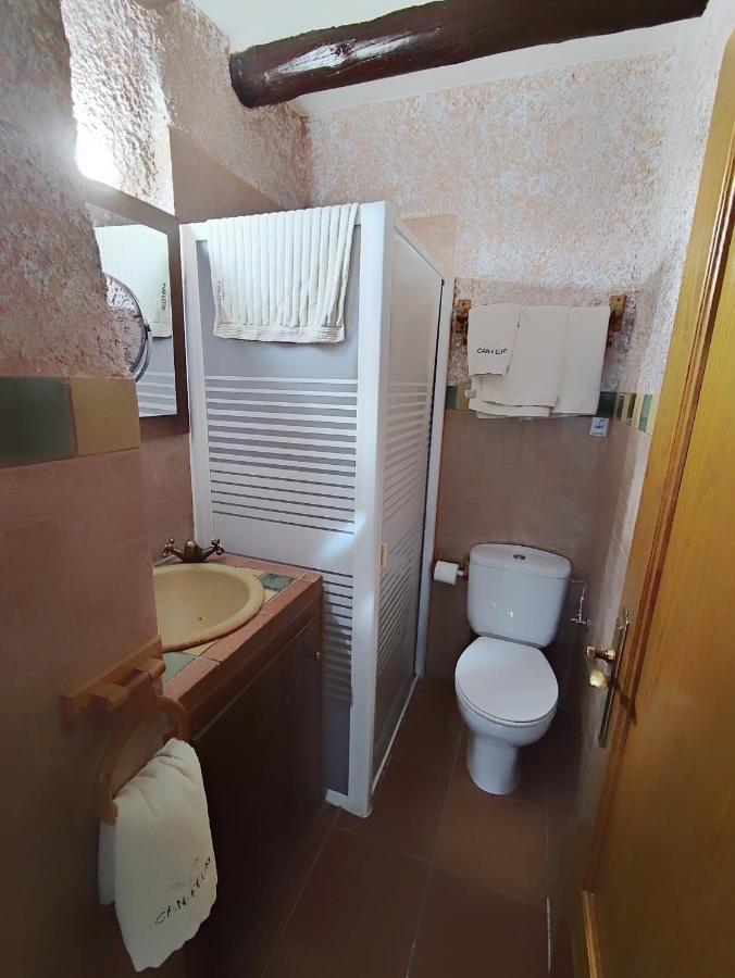 Masia Can Felip B&B Llinars del Vallès Kültér fotó